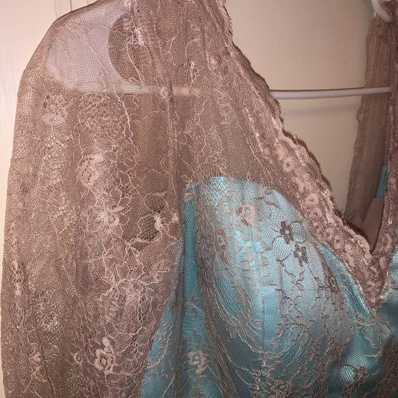 Lace & Satin DRess - Picture 3 of 4